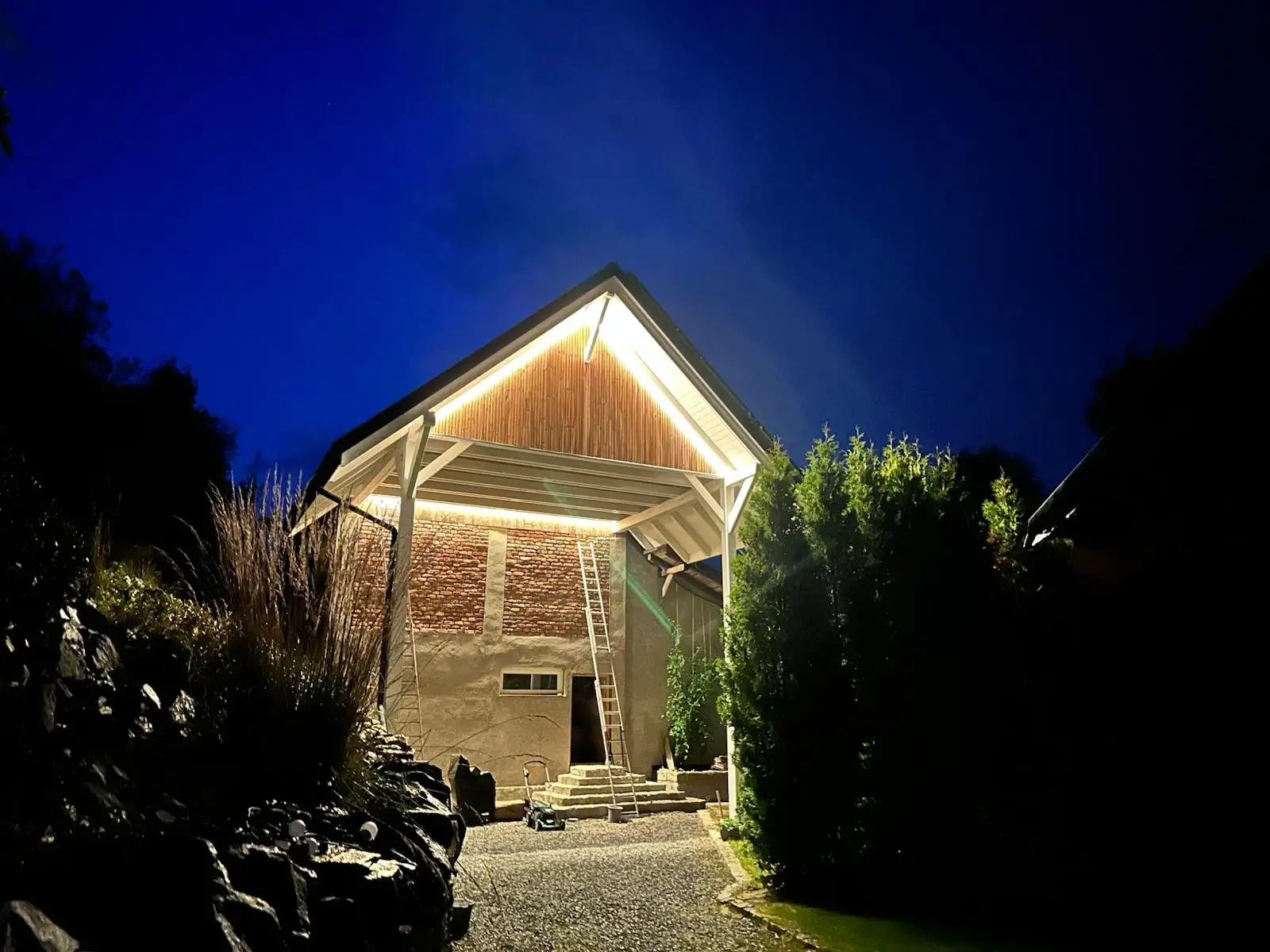 Wiaty, pergole i zadaszenia